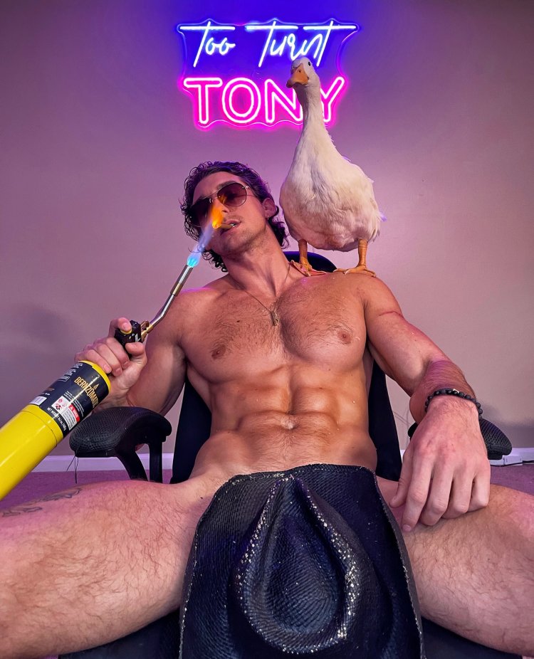 Tooturnttony