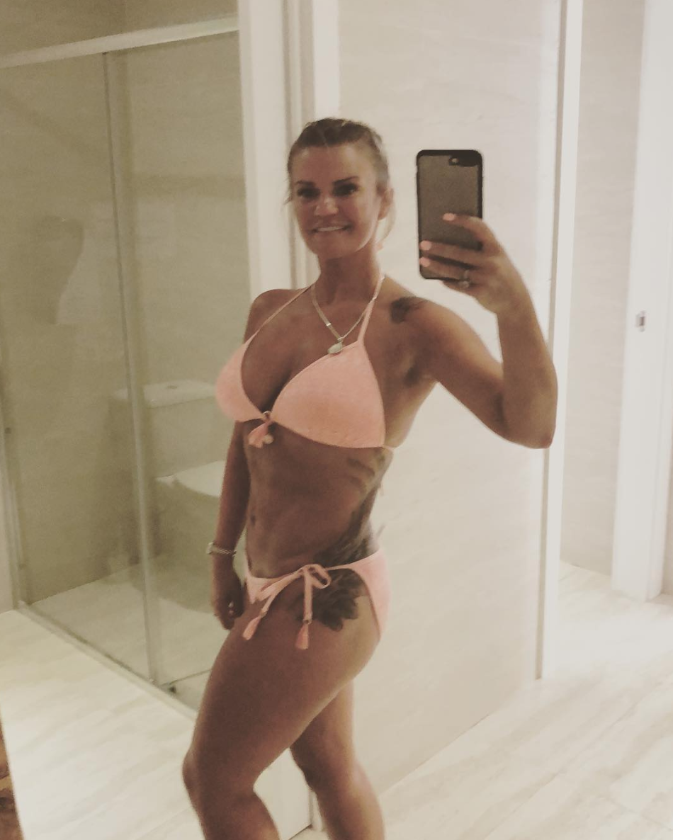 Renee Paquette without makeup