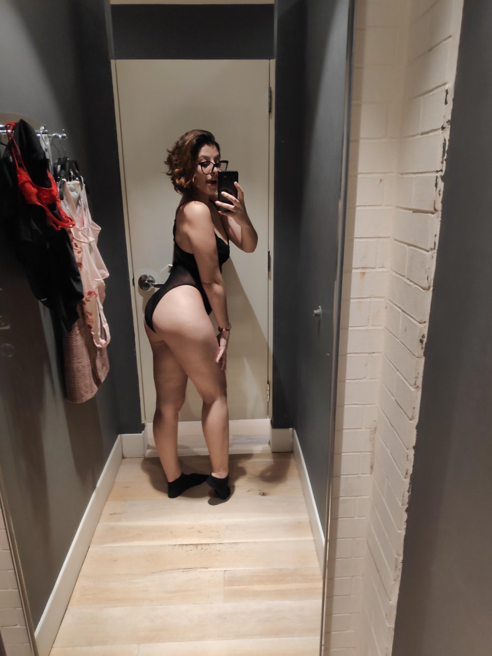 Fitting Room Naked Selfie Sports