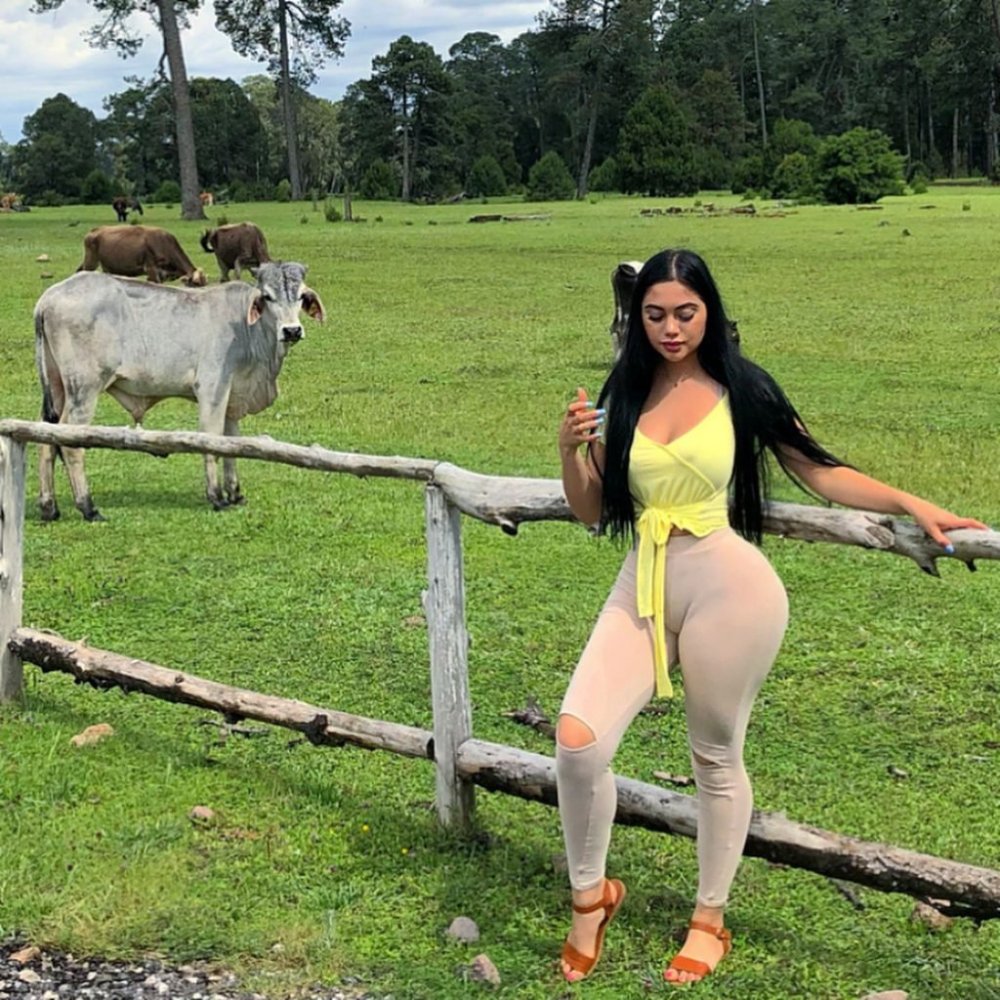 Jailyne OJeda Ochoa+18