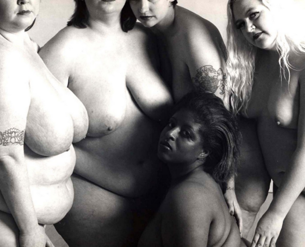 Many naked full women