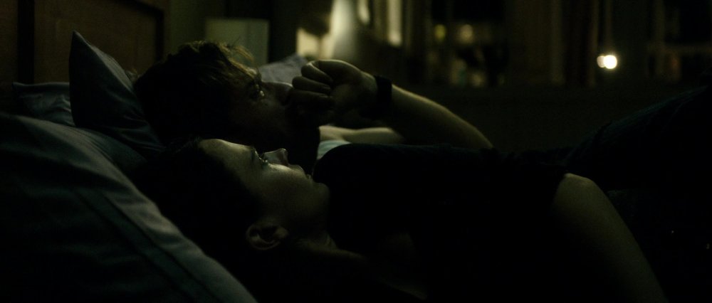 Last love on Earth / Perfect Sense (2010)