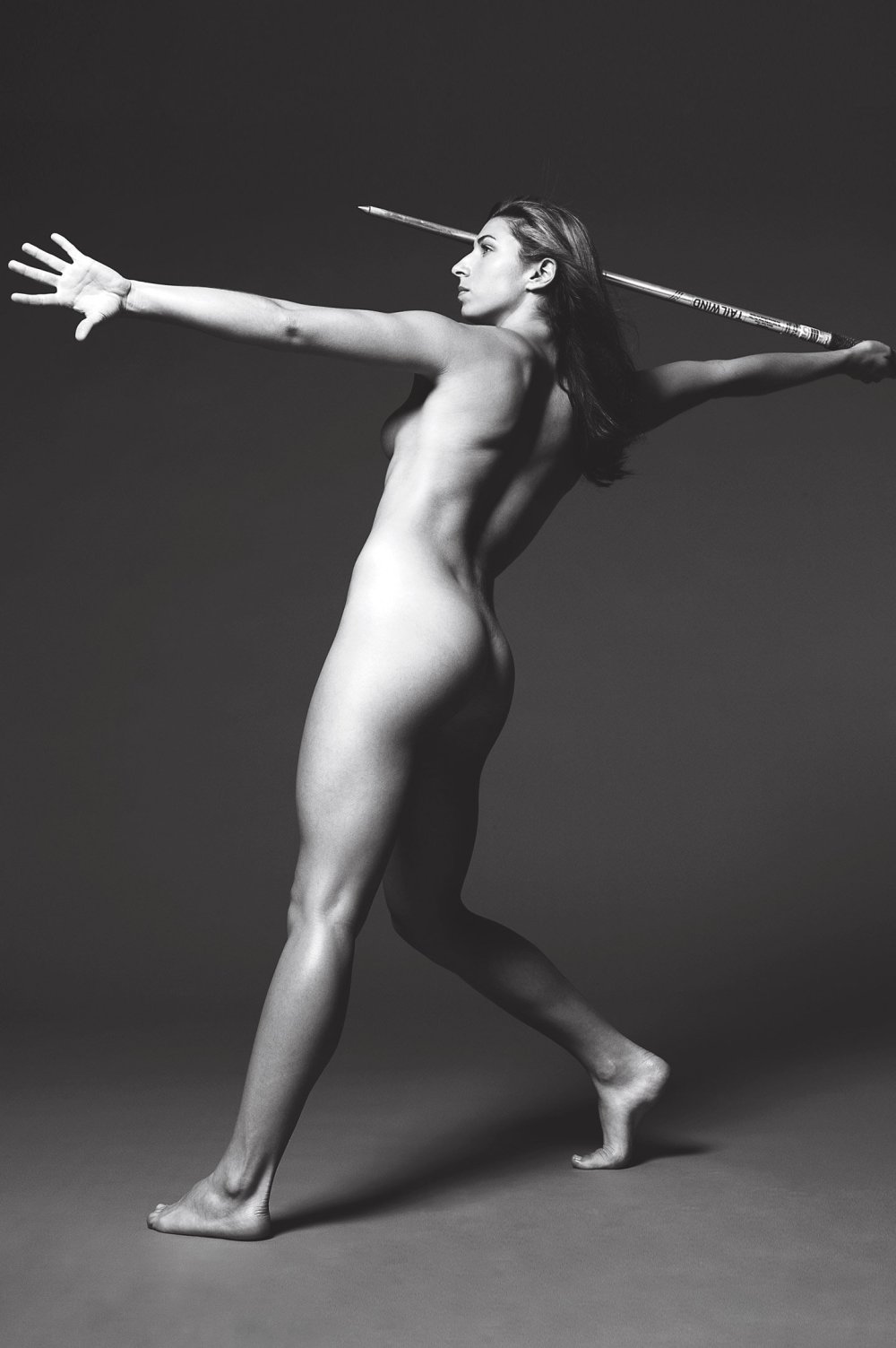 Sports body of the girl nude
