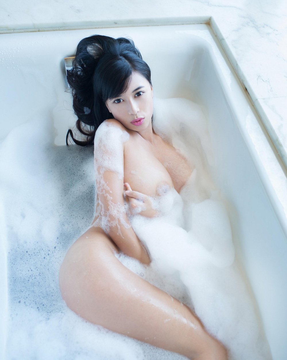 Grace Juang naked completely all