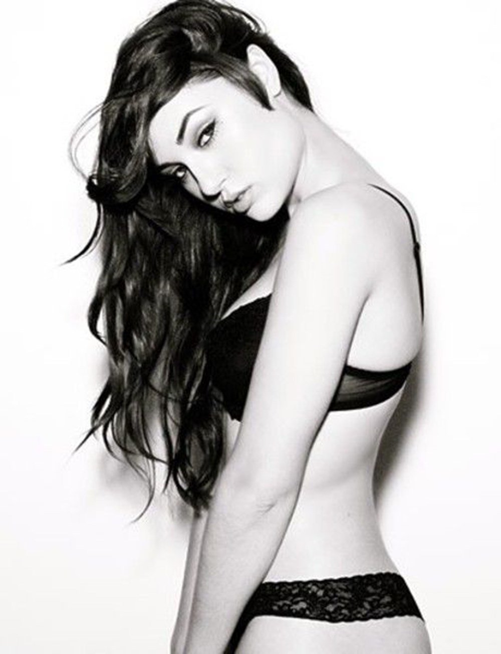 Nastya's nude erotic pictures at fm teans