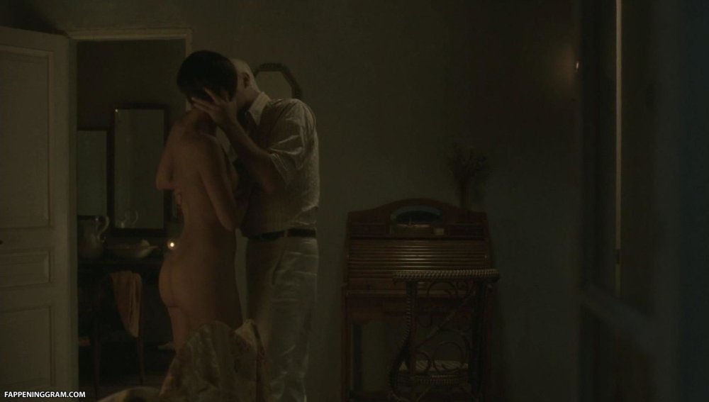 Katerina Murino Topless