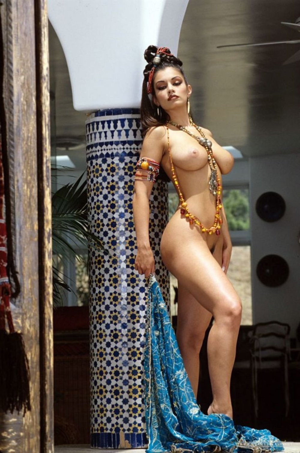 Busty Indian girl