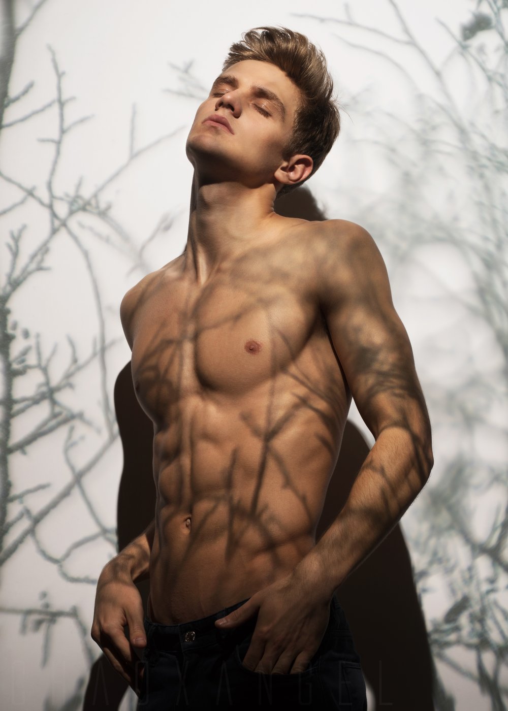 Beautiful guys stripped