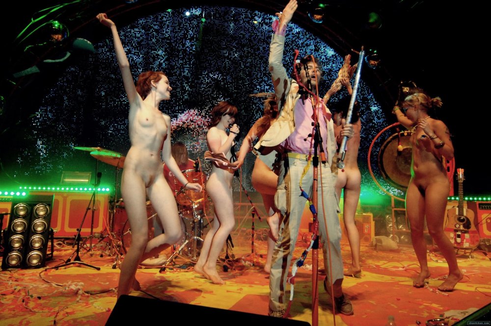 Girls undress on stage