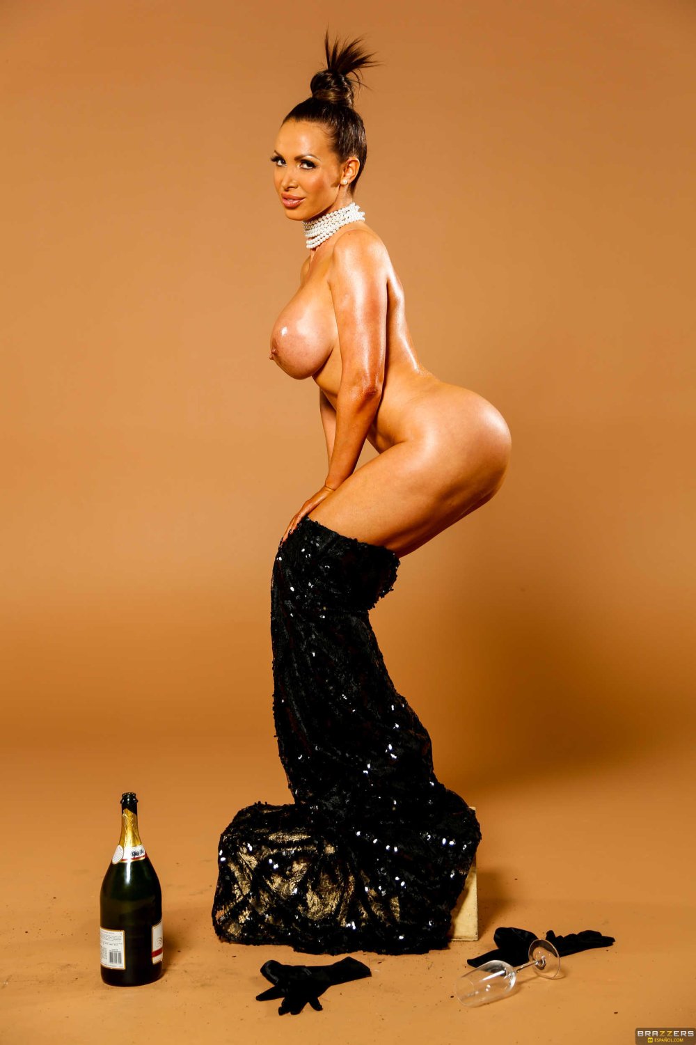 Kim Kardashya naked Sex Tape