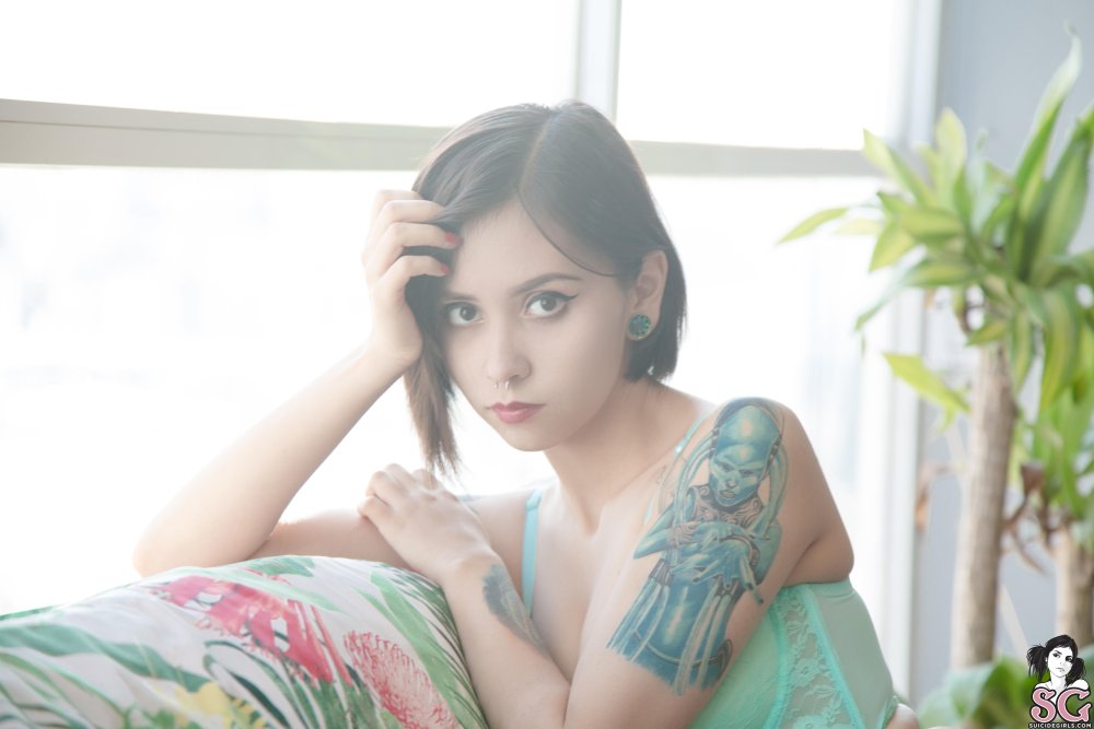 Lyuba (Leah Meow