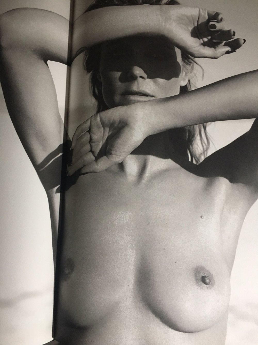 Leni Klum exposed her chest