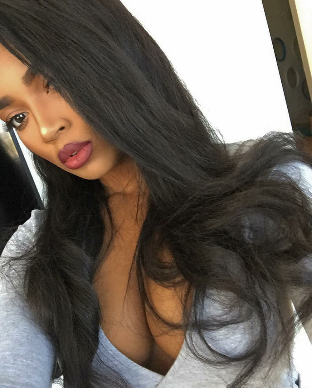 Lira Galore