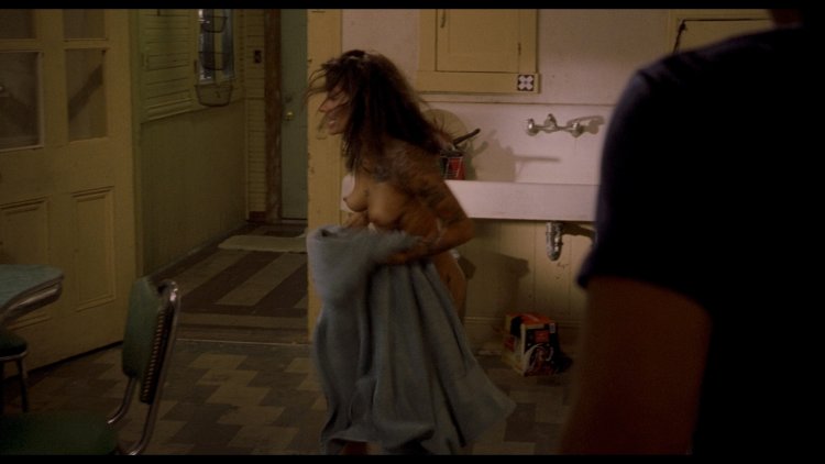 Actress Sarah Shahi naked