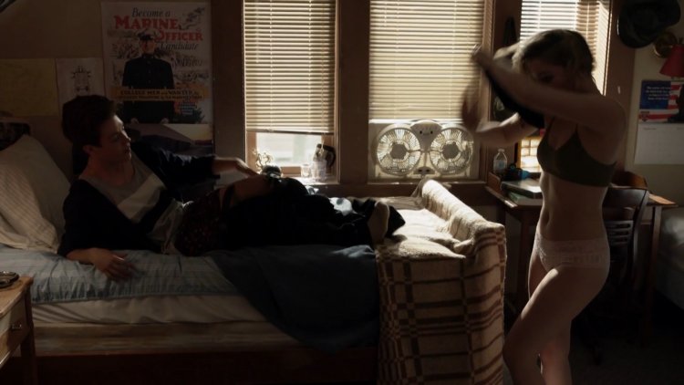 Sammy Hanratty bed scenes