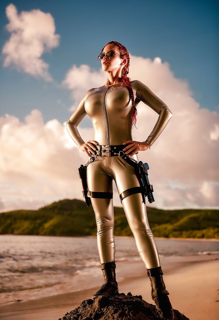 Bianca Boshan Lara Croft