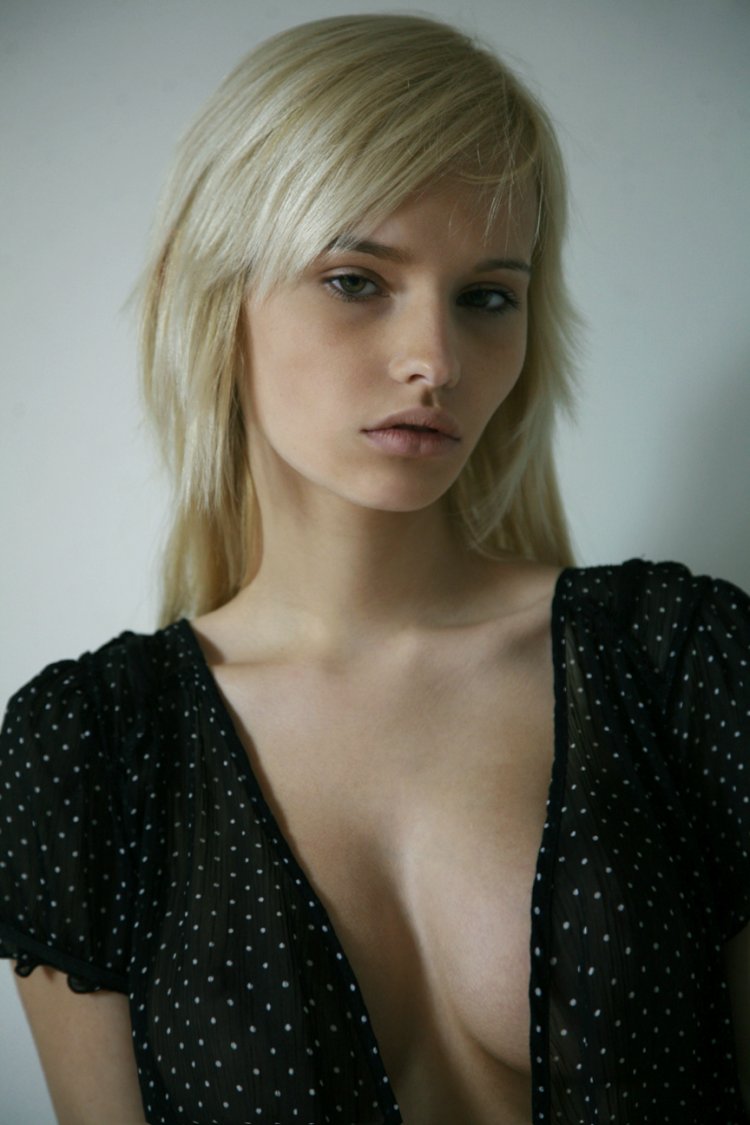 Lydia Michael Dawson Tits