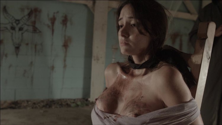 Sarah Malakul Lane in the film Akuvimnog