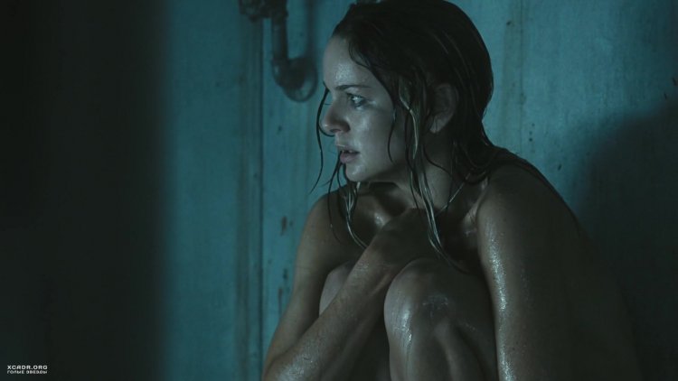 Sarah Clayton Private