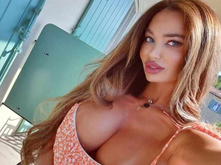 Model Coophea Vucylich