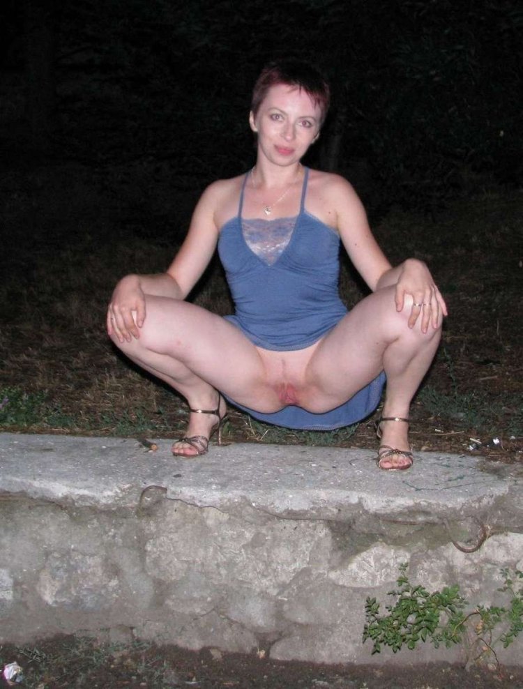 Women without panties private