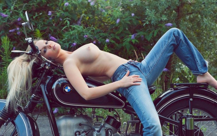 Motorcyclist with bare tits