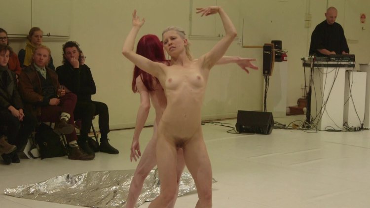 Erotic dancing girls