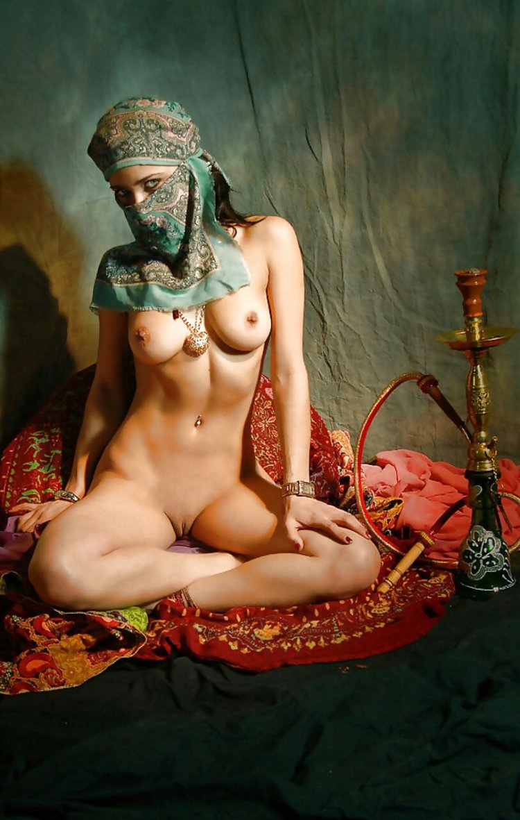 Naked oriental women