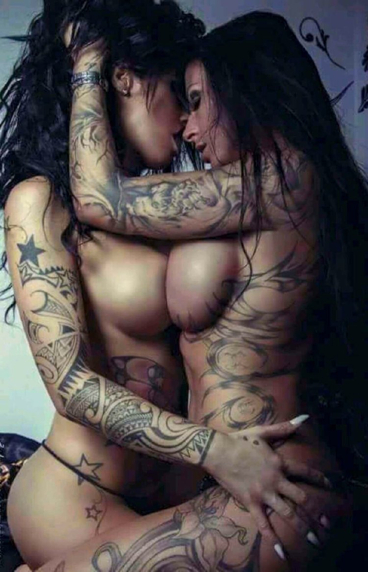 Erotic girls with tattoos