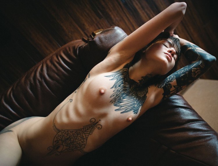 Naked tattooed women