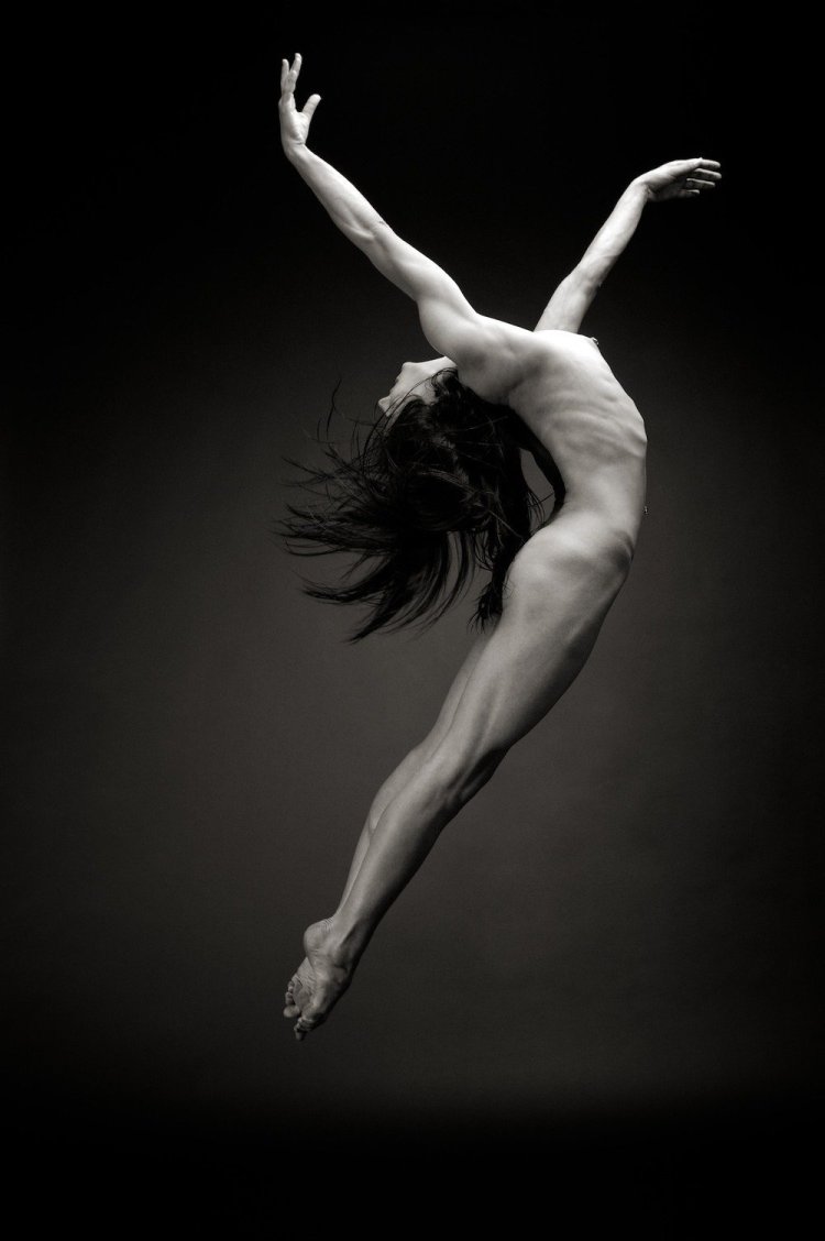 Olga Kuraeva Ballerina