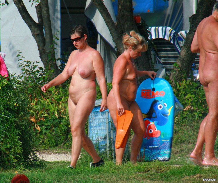 Naked nudists on the beach in Divnomorsk