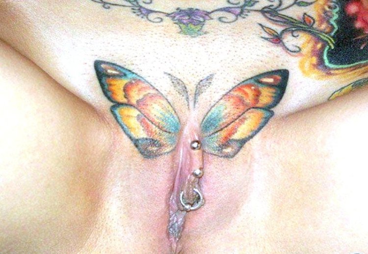 Female tattoos on pubis