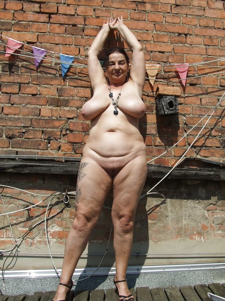 Festival. Raine Mature.Milf