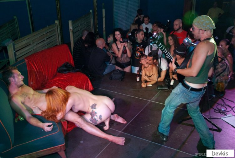 Sucked on the rock concert