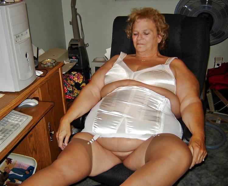 Granny bbw girdle Bra inadequate