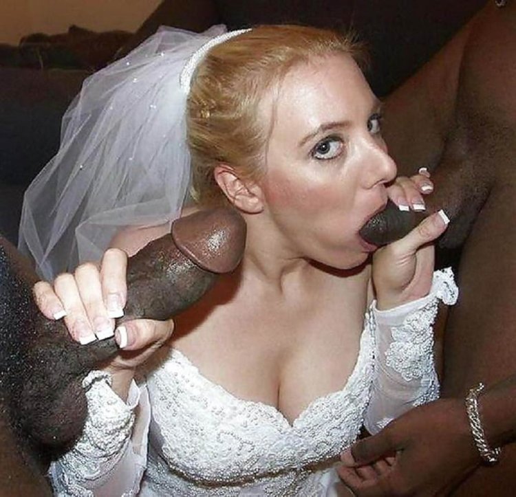 Bride sucking a huge dick