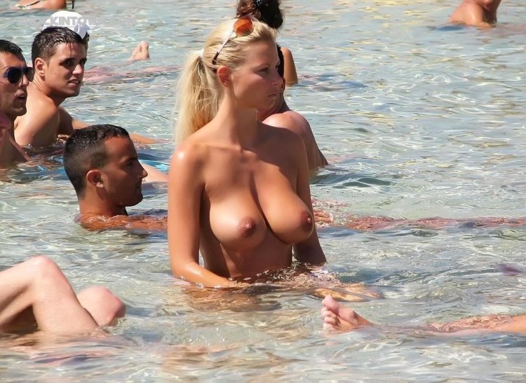 Topless girl in Turkey