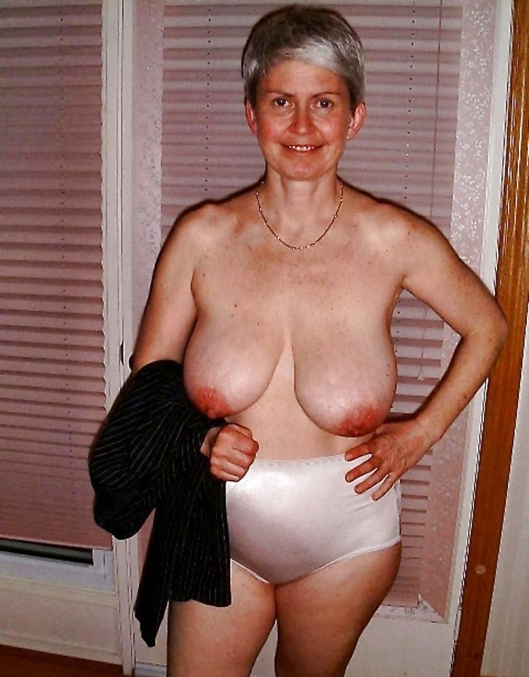 Mature aunts with chips tits