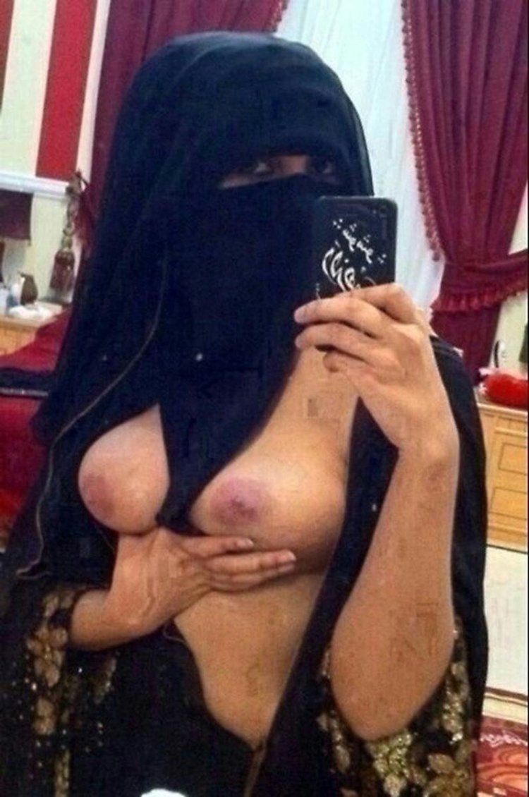 Muslims with huge breasts
