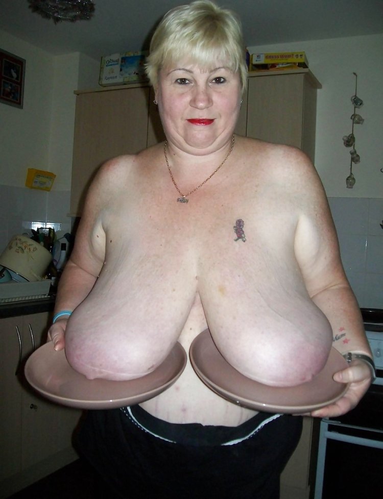 Huge tits SSBBW GRANNY