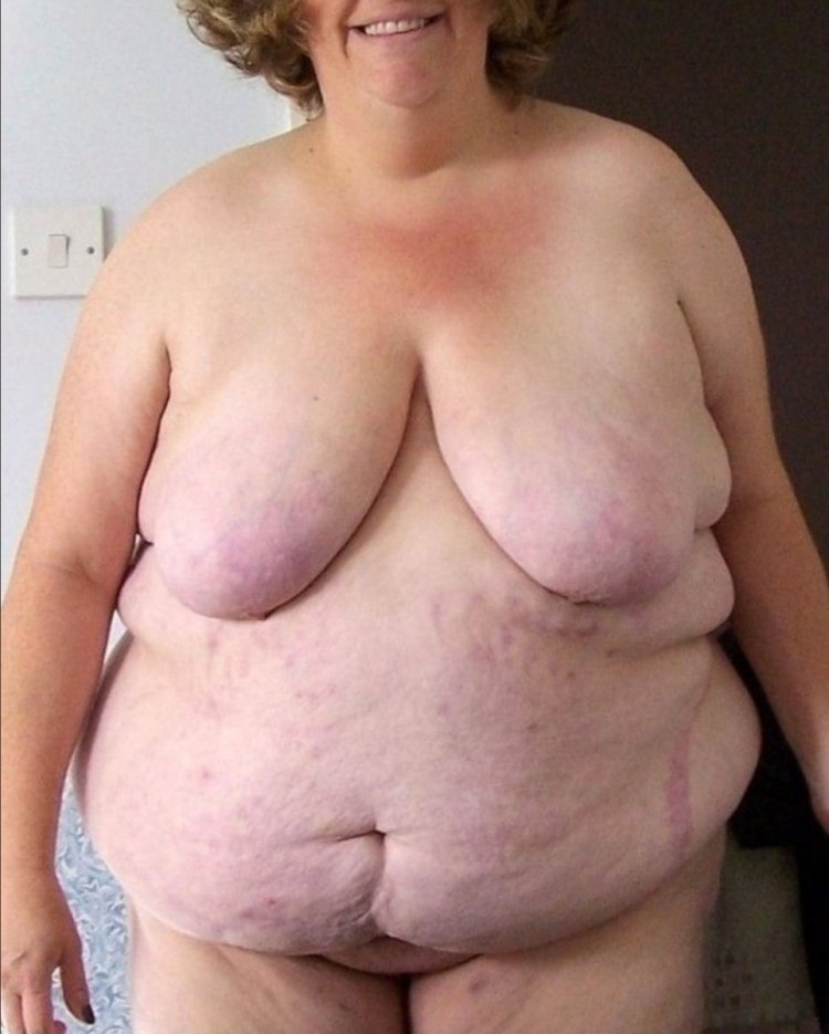 Naked old women with chucks