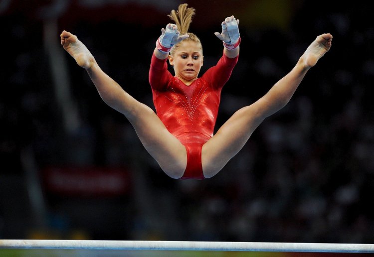 Gymnast Shawn Johnson Casus