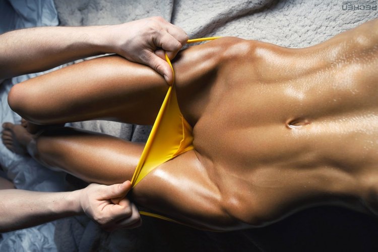 Flat tummy beautiful pubis