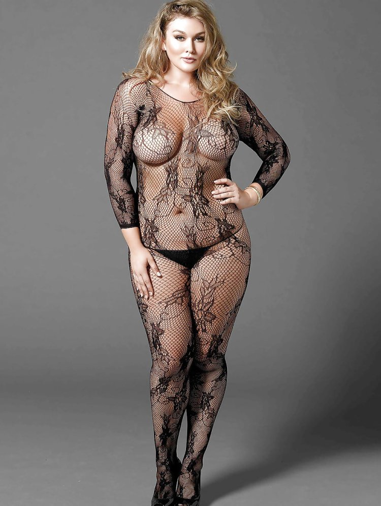 Ashley Alexis Plus-Size Sex Model