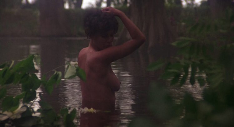 Escape from New York film 1981 Adrienn Barbo