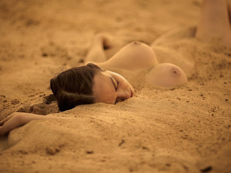 Kendra Roll with big breasts