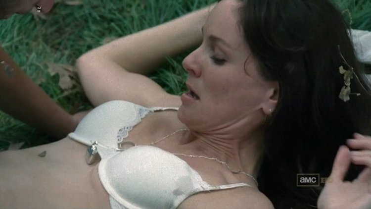 Escape Sarah Wayne Callis Naked