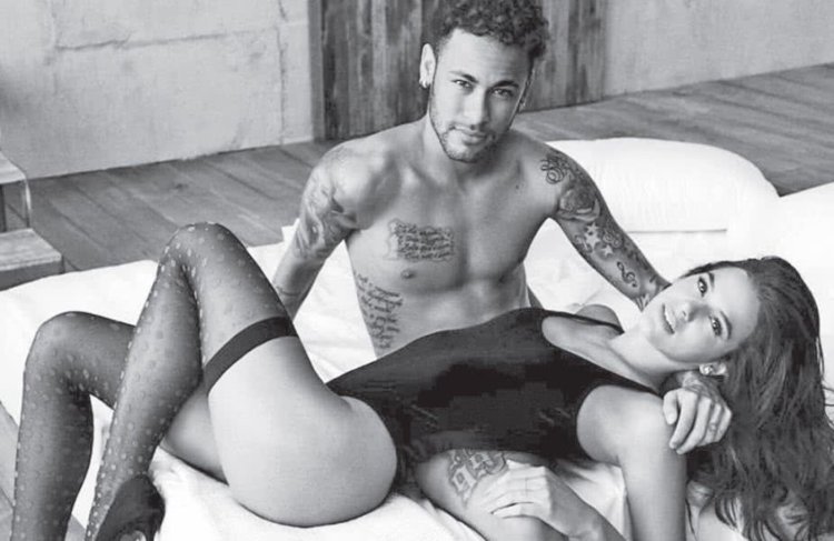 Selfie Nu in Azerbaijani