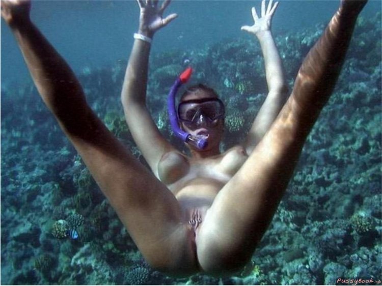 Naked women with scuba